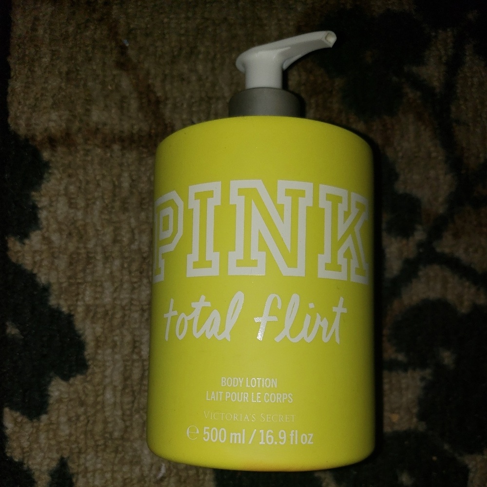 Total flirt Victorias secret lotion
